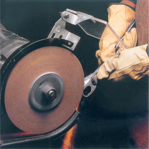 Scotch-Brite Cut & Polish Wheels, 6" Dia. x 1" W, 1" Arbor, Aluminum Oxide Meunier Outillage Industriel