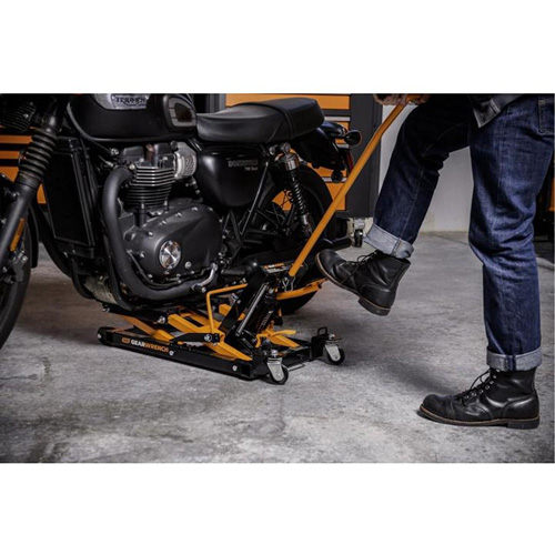 ATV and Motorcycle Jack, 0.75 Ton(s) Capacity, 4-2/3" Lowered, 14-1/2" Raised, Manual Hydraulic Meunier Outillage Industriel