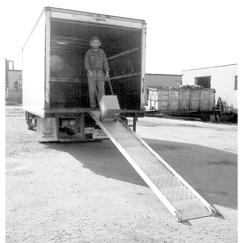 Aluminum Walk ramps with Perforated Traction Grip, 1300 lbs. Capacity, 24" W x 14' L Meunier Outillage Industriel