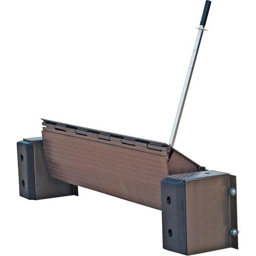 Mechanical Edge-O-Dock Leveler, 99" W, 72" Deck Width, 29" Span Meunier Outillage Industriel
