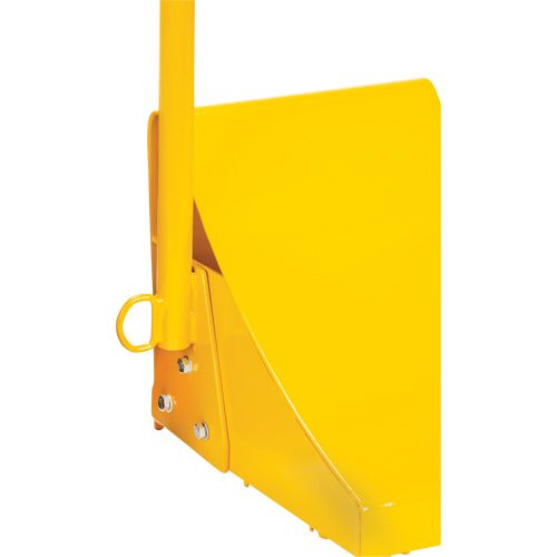 Ice Chock with Ergonomic Handle, Steel, Yellow, 8-1/16" W x 10-5/8" D x 8-13/16" H Meunier Outillage Industriel