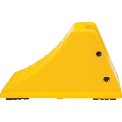 Cales de roue avec surface antid&eacute;rapante en caoutchouc, Polyur&eacute;thane, Jaune, 11-1/4" la x 21" p x 12-1/4" h Meunier Outillage Industriel