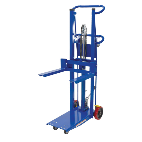 Empileur &agrave; plateforme, M&eacute;canisme Pompe au pied, Capacit&eacute; de 750 lb, Levage max de 52" Meunier Outillage Industriel