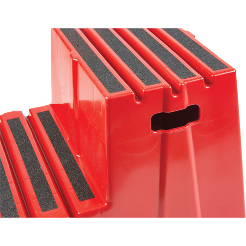 Escabeau industriel, 2 marches, 26" x 22-7/16" x Hauteur 19-11/16" Meunier Outillage Industriel