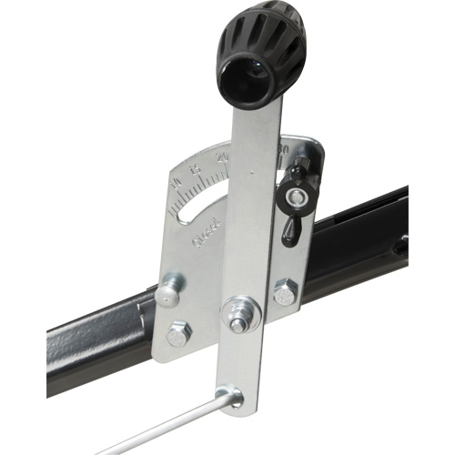 Broadcast Spreader, 22000 sq. ft., 100 lbs. capacity Meunier Outillage Industriel