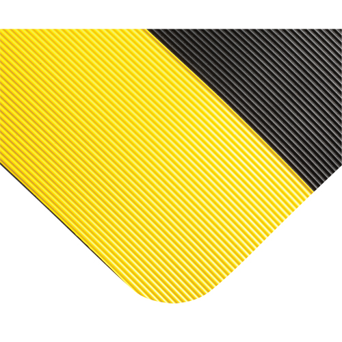 Double Duty Switchboard Mats No.720, Corrugated, 3' x 10' x 5/8", Black/Yellow, PVC Meunier Outillage Industriel