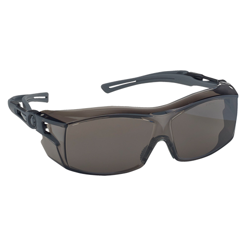 Lunettes de s&eacute;curit&eacute; s&eacute;rie Extra OTG Dynamic, Lentille Fum&eacute;e, Antibu&eacute;e/Anti-&eacute;gratignures, ANSI Z87+/R&eacute;pond ou surpasse la norme CSA Z94.3 Meunier Outillage Industriel