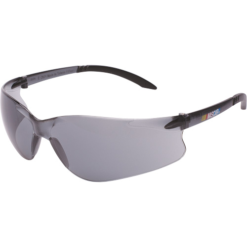 Lunettes de s&eacute;curit&eacute; Veratti GT, Lentille Grise/fum&eacute;e, Anti-&eacute;gratignures, ANSI Z87+/R&eacute;pond ou surpasse la norme CSA Z94.3 Meunier Outillage Industriel