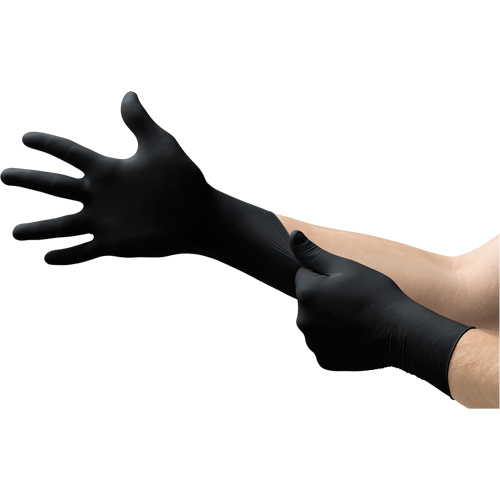 Onyx&reg; Gloves, Small, Nitrile, 3.5-mil, Powder-Free, Black Meunier Outillage Industriel