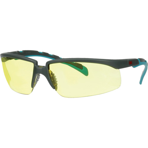 Lunettes de s&eacute;curit&eacute; de la s&eacute;rie Solus 2000, Lentille Ambr&eacute;e, Antibu&eacute;e/Anti-&eacute;gratignures, ANSI Z87+ Meunier Outillage Industriel