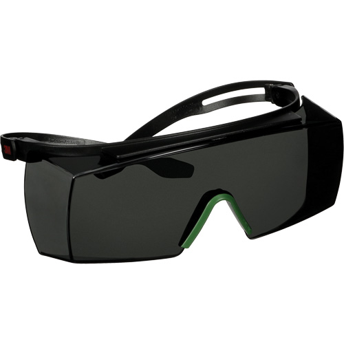 Lunettes de s&eacute;curit&eacute; SecureFit s&eacute;rie 3700 SF3730AS-BLK, Lentille Gris/IR 3.0, Anti-&eacute;gratignures, ANSI Z87+/R&eacute;pond ou surpasse la norme CSA Z94.3 Meunier Outillage Industriel