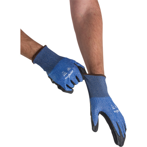 Gants l&eacute;gers et haute dext&eacute;rit&eacute; r&eacute;sistants &agrave; la coupe, Taille 10, Calibre 18, Rev&ecirc;tement Mousse de nitrile, Enveloppe en Acier inoxydable/PEHP/Tungst&egrave;ne, ASTM ANSI niveau A9 Meunier Outillage Industriel