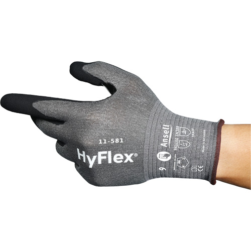 Gants industriels ultral&eacute;gers 11-581 HyFlex, Taille 6, Calibre 21, Rev&ecirc;tement Nitrile, Enveloppe en Nylon/PEHP/Tungst&egrave;ne/Spandex, ASTM ANSI niveau A6 Meunier Outillage Industriel