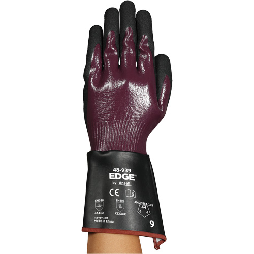 Gants &agrave; manchette 48-939 EDGE, Taille 6, Calibre 13, Rev&ecirc;tement Nitrile, Enveloppe en Polyester/PEHP/Spandex, ASTM ANSI niveau A4 Meunier Outillage Industriel