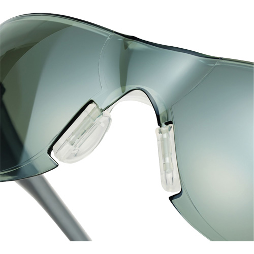 Lunettes de s&eacute;curit&eacute; Adapt Lite, Lentille Int&eacute;rieur/ext&eacute;rieur, Antibu&eacute;e/Anti-&eacute;gratignures, ANSI Z87+/R&eacute;pond ou surpasse la norme CSA Z94.3 Meunier Outillage Industriel