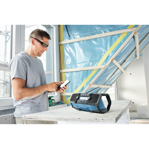 Compact Jobsite Radio with Bluetooth&reg; 5.0, Lithium-Ion, 18 V Meunier Outillage Industriel