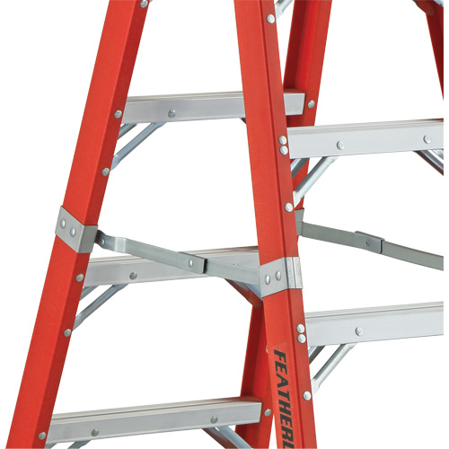 6600 AA Series Industrial Extra Heavy-Duty 2-Way Stepladders, Fibreglass, 375 lbs. Capacity, 4' Meunier Outillage Industriel