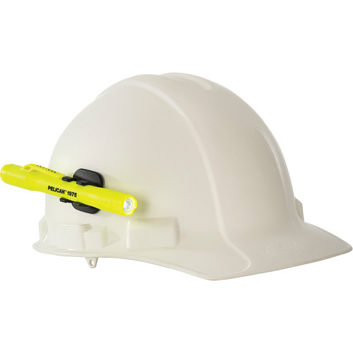Lampe de poche, DEL, 117 lumens, Piles AAA Meunier Outillage Industriel