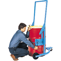 Manipulateurs mobiles Karriers, Capacit&eacute; 55 gal. US (45 gal. imp.) Meunier Outillage Industriel