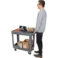 Chariot utilitaire pour l'entretien, 2 tiers, 16-1/2" x 32-1/2" x 34-1/2", Capacit&eacute; 550 lb Meunier Outillage Industriel