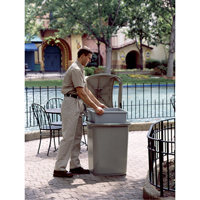 Untouchable&reg; Containers, Polyethylene, 35 US gal. Meunier Outillage Industriel