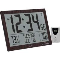 Horloge à réglage automatique à calendrier complet avec de très grands caractères, Numérique, À piles, Brun OR498 | Meunier Outillage Industriel