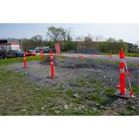 Poteau d&eacute;lin&eacute;ateur de qualit&eacute; sup&eacute;rieure, 42" h, Orange Meunier Outillage Industriel