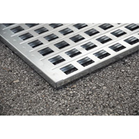 Ultra-Spill Pallet en acier, 4 barils, Capacit&eacute; de d&eacute;versement 68 gal. US, 49,1" x 47,1" x 10,9" Meunier Outillage Industriel