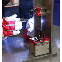 Mag90 On/Off Magnetic Squares, 3" L x 2-1/2" W x 4-5/8" H, 450 lbs. Meunier Outillage Industriel
