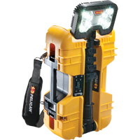 Syst&egrave;mes d'&eacute;clairage &agrave; distance 9490, DEL, 53,3 W, 6000 lumens, Boîtier en Plastique Meunier Outillage Industriel
